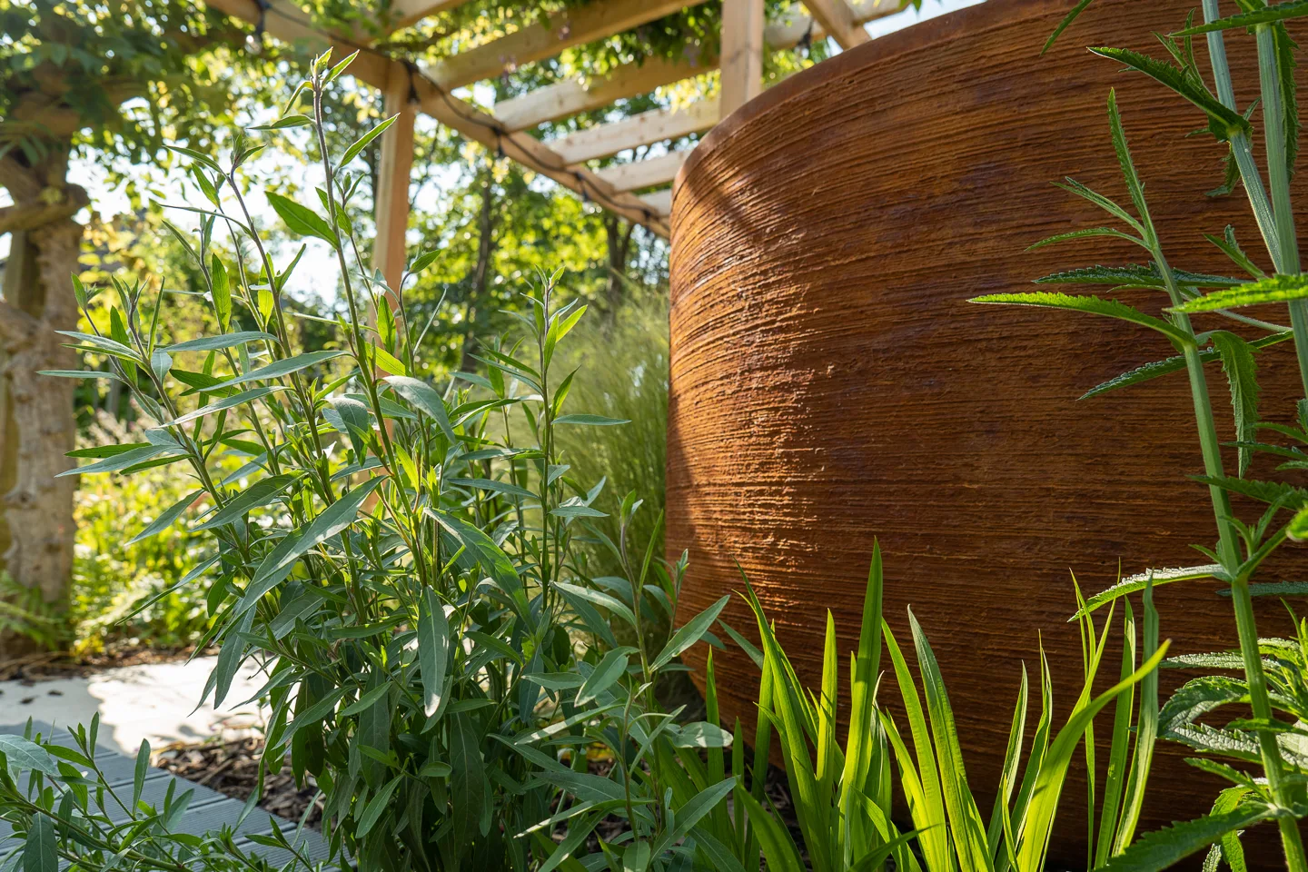 Large planter supplied by torcpots.com